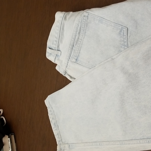 Stonewashed cotton jeans final price - Picture 5 of 6